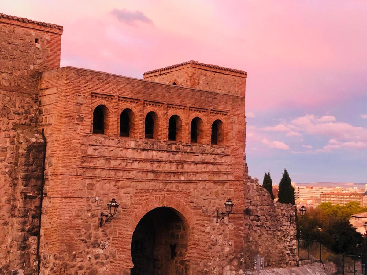 El Capricho Del Arco_Apartamentos Burgos Catedral Buitenkant foto